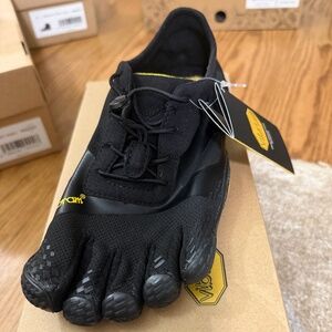 Vibram FiveFinger Men’s KSO Evo Size 39